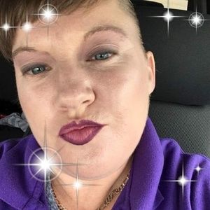 Meet your Posher, Georgia